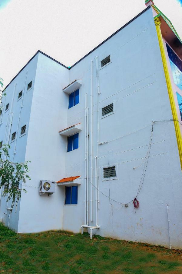 Mahathi Resort And Spa Yelagiri Exterior foto